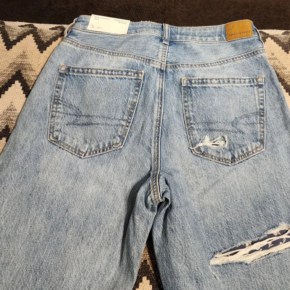 Patchwork Distressed Jeans - Picture 2 of 5